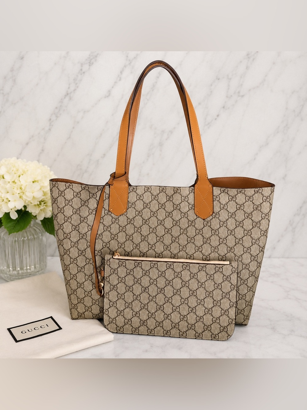🆕 👜✨GG Supreme Reversible Tote Bag with Matching Zip Pouch 👝